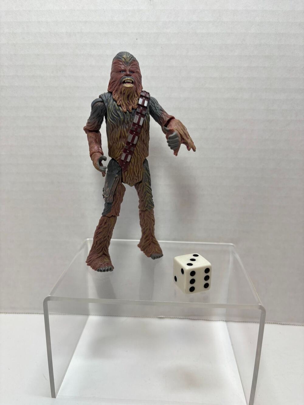 Vintage 2004 Hasbro Star Wars Chewbacca Hoth Escape Action Figure